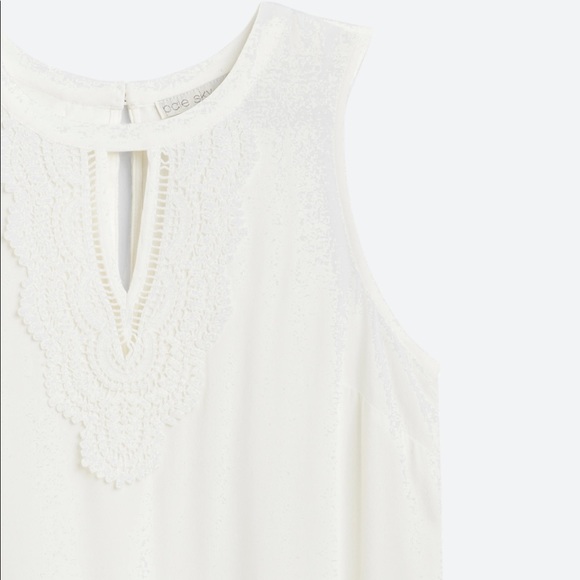 Stitch Fix Daniel Rainn White Quin Keyhole Crochet Top - Picture 3 of 6